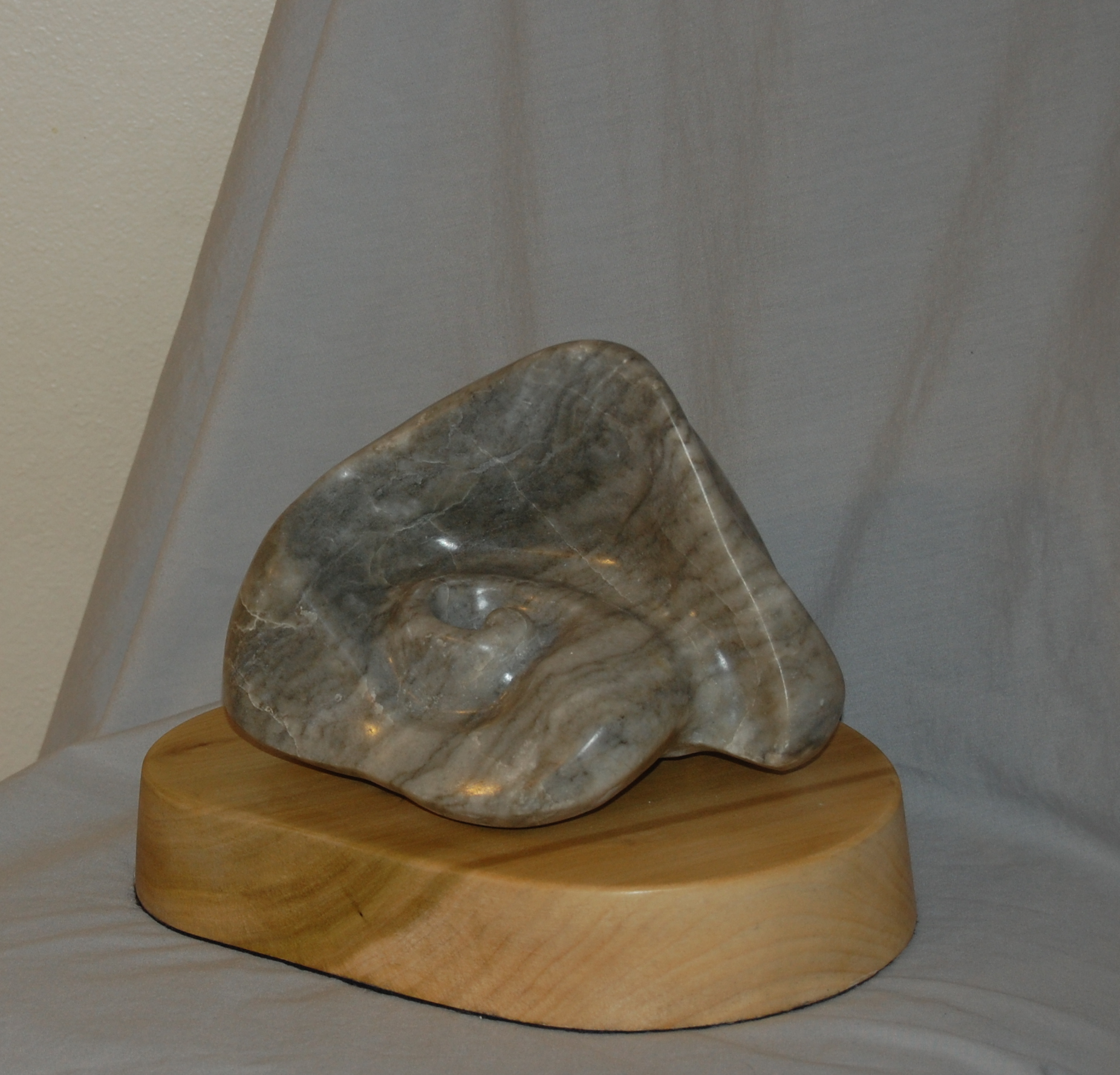Alabastor Sculpture mounted on Poplar Base